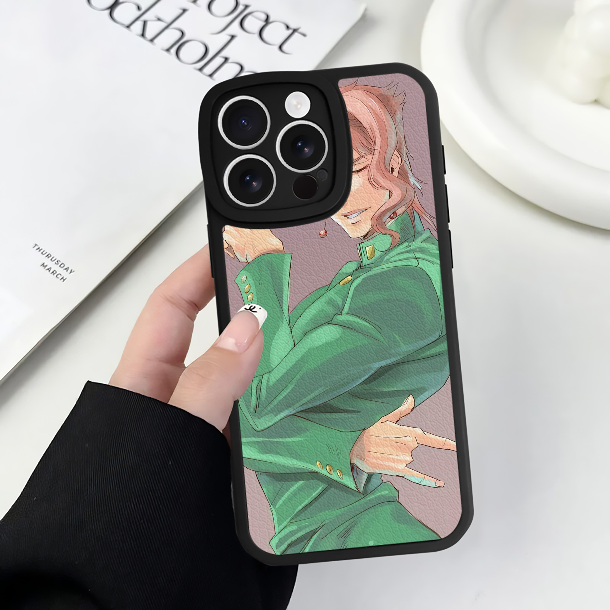 （画像用） ジョジョの奇妙な冒険 JoJo's Bizarre Adventure 【iPhone 16シリーズ対応】シリコンスマホケース（レザー調） 材質：シリコン